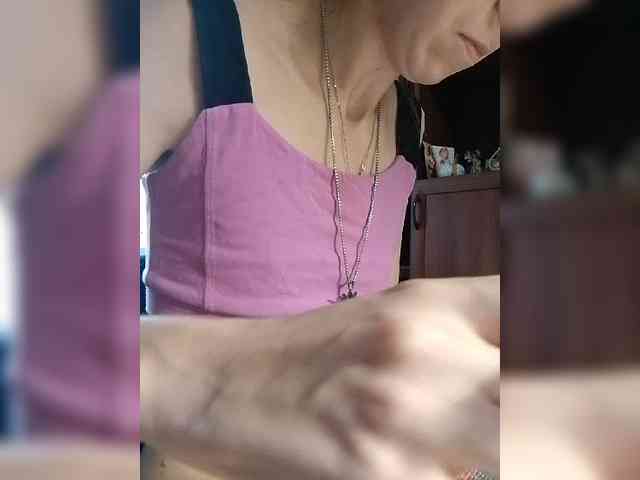 kiss_a webcam