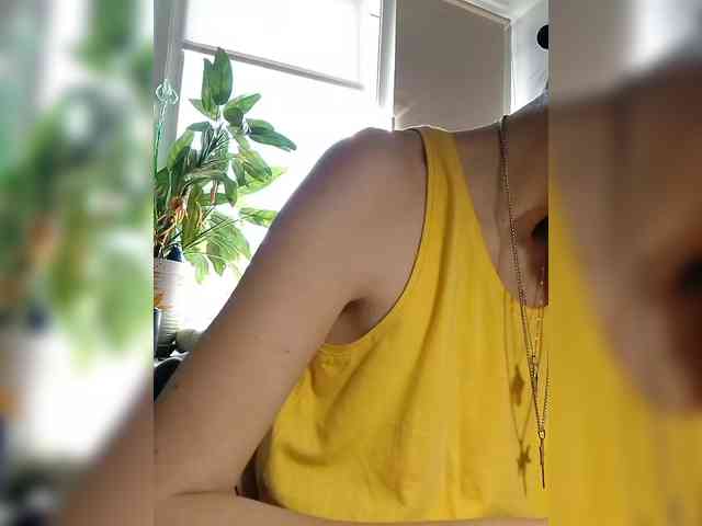 BonnieBlue_ webcam