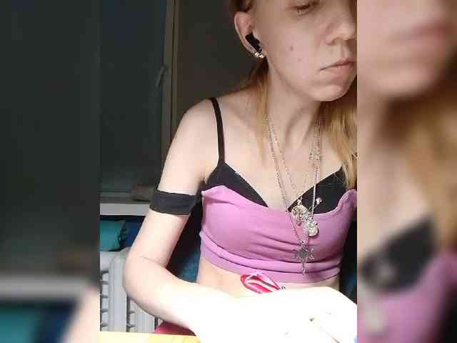 kiss_a webcam