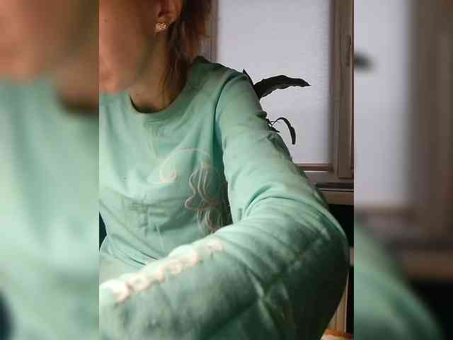 kiss_a webcam