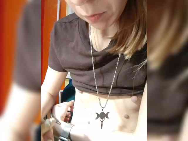 kiss_a webcam