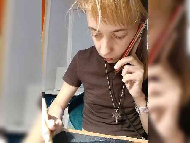 kiss_a webcam