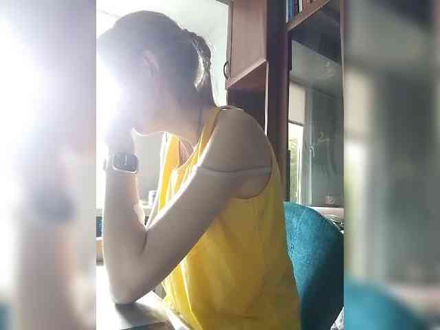 kiss_a webcam