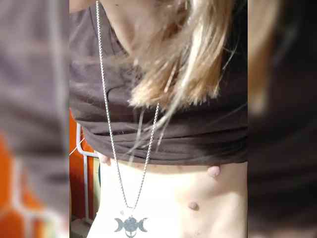 kiss_a webcam
