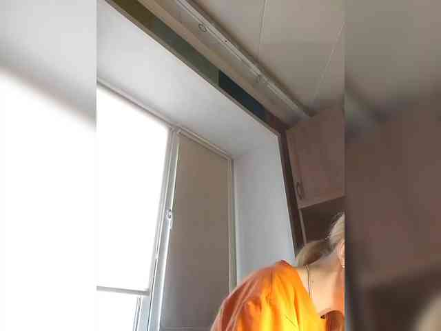 kiss_a webcam