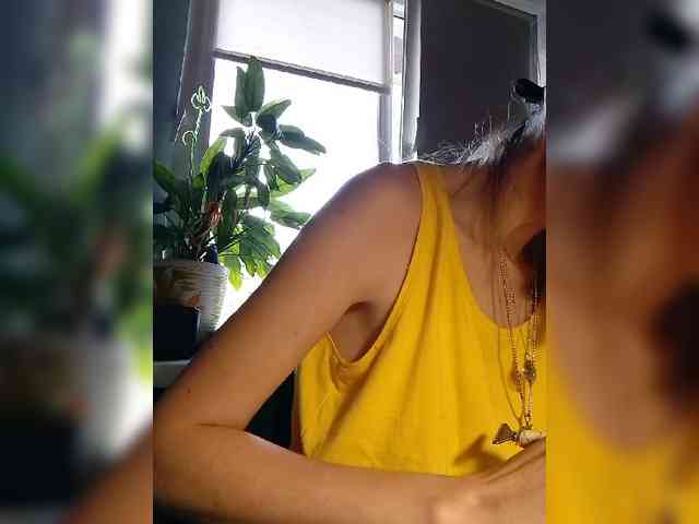 BonnieBlue_ webcam