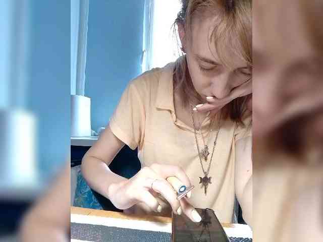 kiss_a webcam