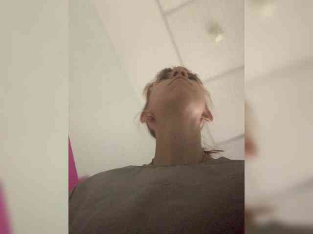 kiss_a webcam