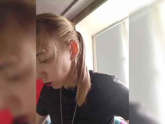 kiss_a webcam