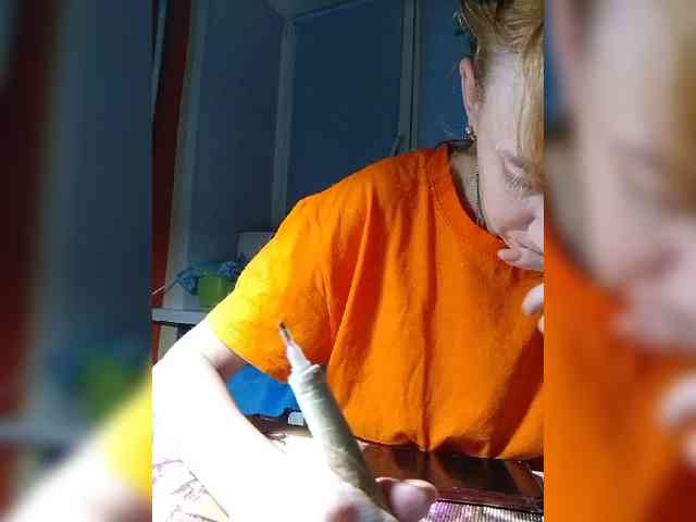 kiss_a webcam