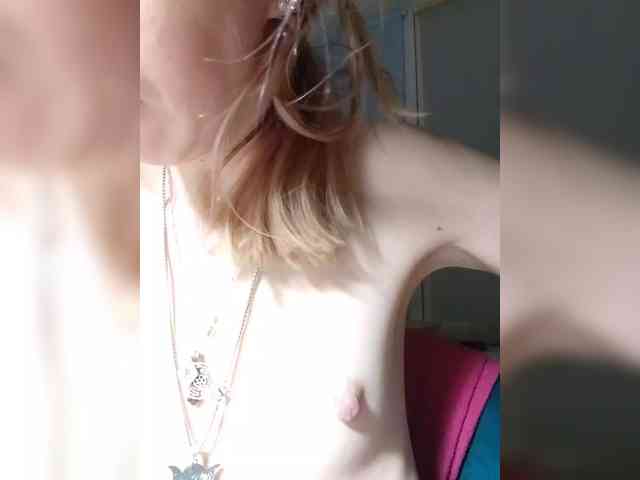kiss_a webcam