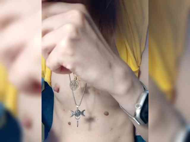 BonnieBlue_ webcam