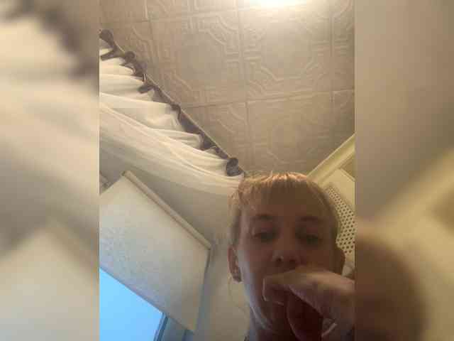 kiss_a webcam