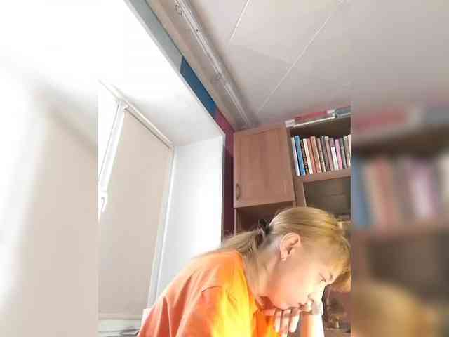 kiss_a webcam