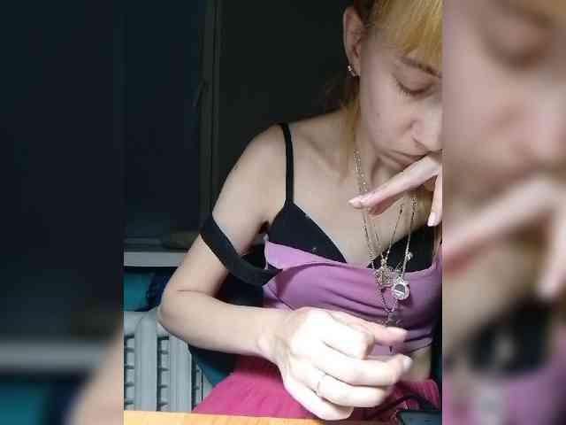 kiss_a webcam
