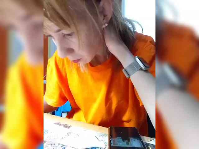 kiss_a webcam