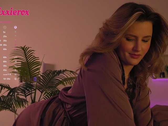 V1CTORYA's BongaCams show and profile