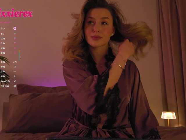 V1CTORYA's BongaCams show and profile