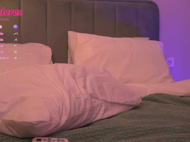 VixXxie live webcam show
