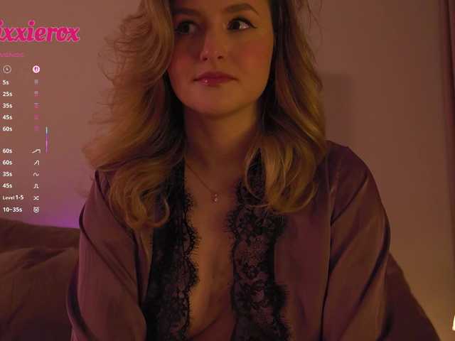 V1CTORYA's BongaCams show and profile