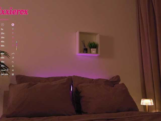 V1CTORYA's BongaCams show and profile