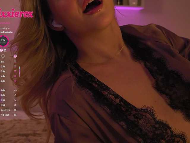 V1CTORYA's BongaCams show and profile