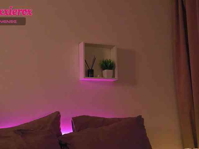 V1CTORYA Live Webcam on BongaCams