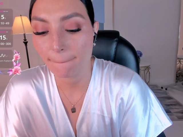 AbbyDalton live cam on BongaCams