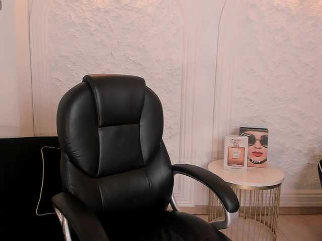 AbbyDalton live cam on BongaCams