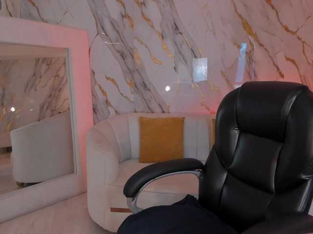 AbbyDalton live cam on BongaCams