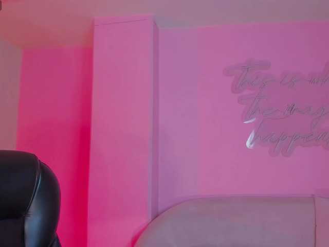 AbbyDalton live cam on BongaCams