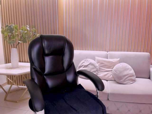 AbbyDalton live cam on BongaCams