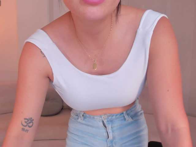 AbbyDalton live cam on BongaCams
