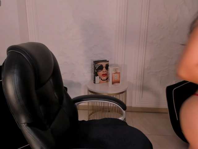 AbbyDalton's BongaCams show and profile