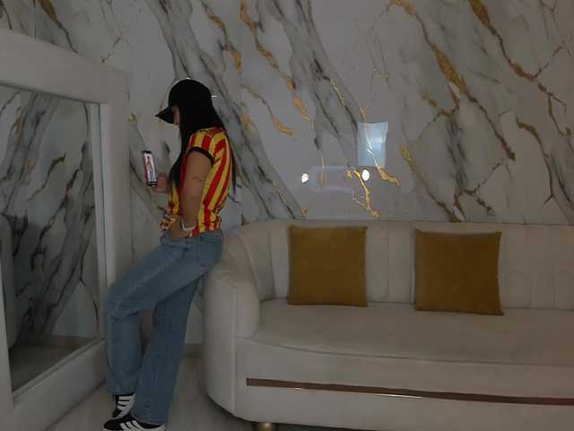 AbbyDalton live cam on BongaCams