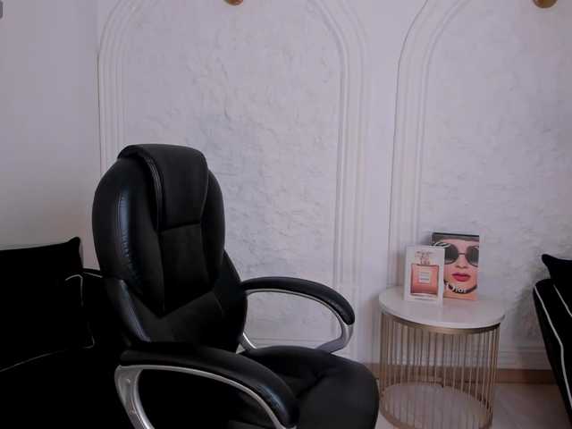AbbyDalton live cam on BongaCams