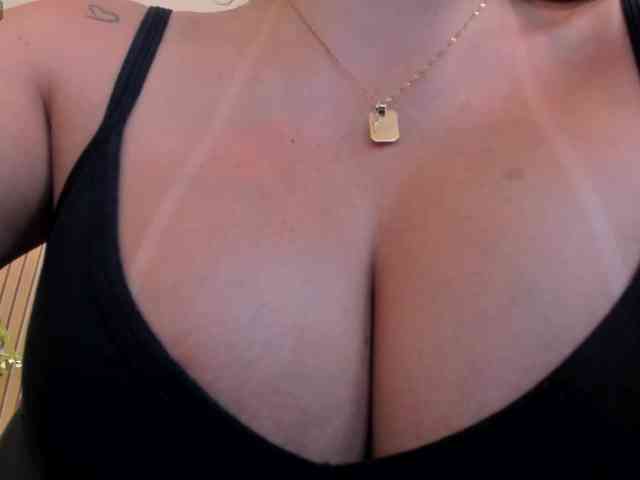 AbbyDalton Live Webcam on BongaCams