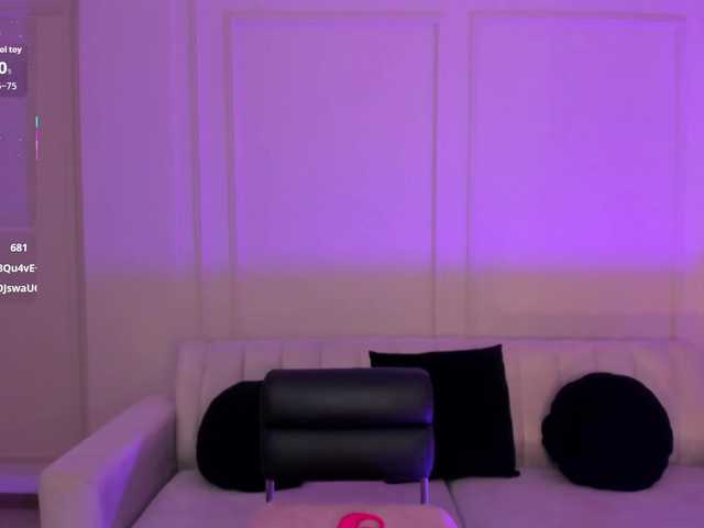 HannahJames live cam on BongaCams