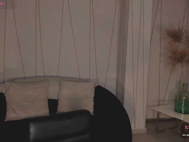 EveBenson live cam on BongaCams