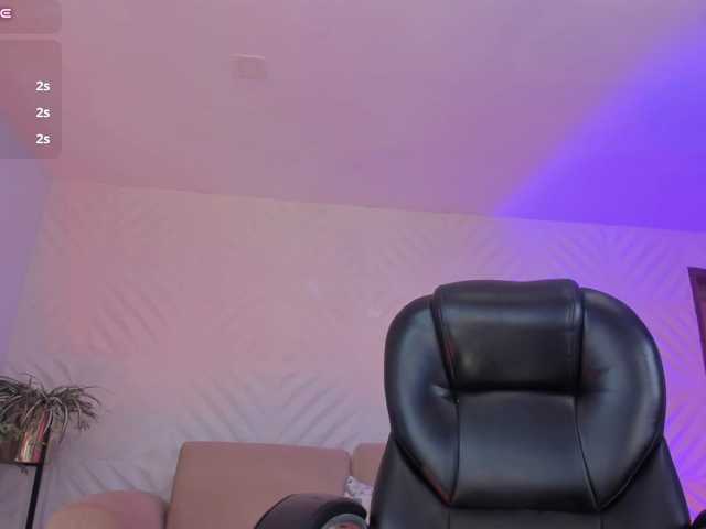 EveBenson live cam on BongaCams