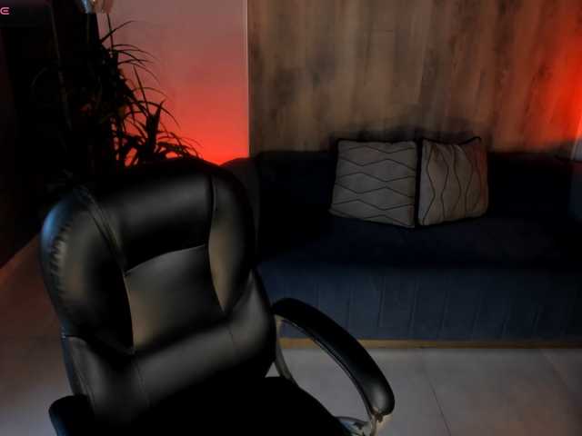 EveBenson live cam on BongaCams