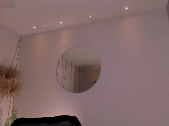 EveBenson webcam