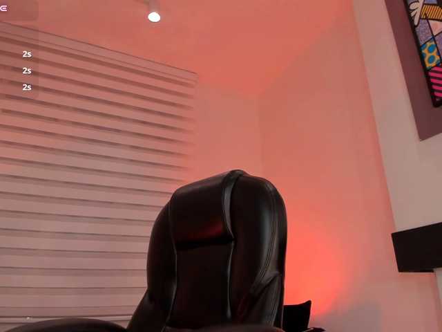 EveBenson live cam on BongaCams