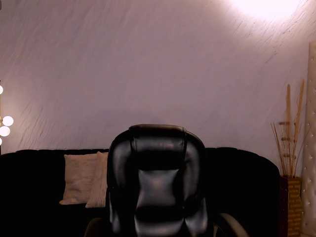 EveBenson live cam on BongaCams