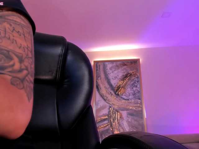EveBenson live cam on BongaCams