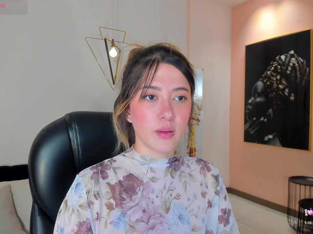 EveBenson live cam on BongaCams