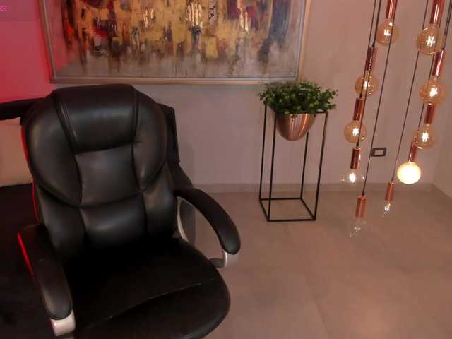 EveBenson live cam on BongaCams