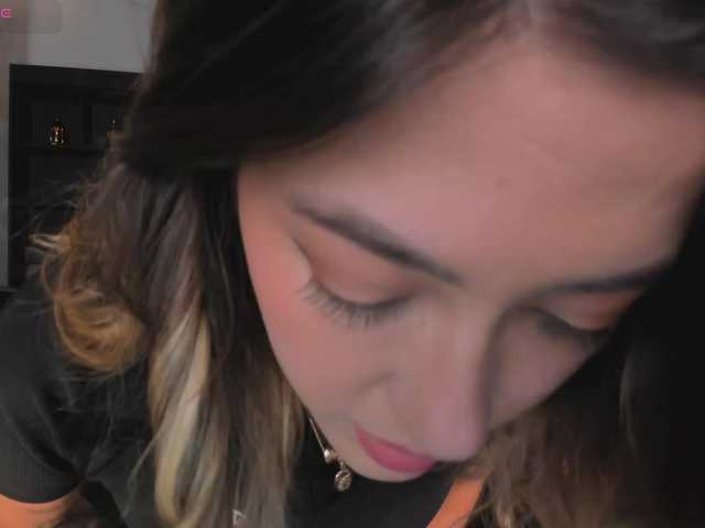EveBenson live cam on BongaCams