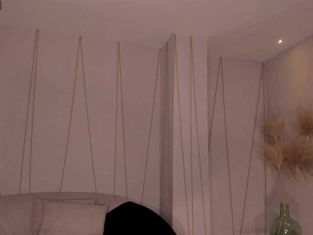 EveBenson live cam on BongaCams