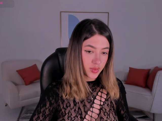 EveBenson live cam on BongaCams